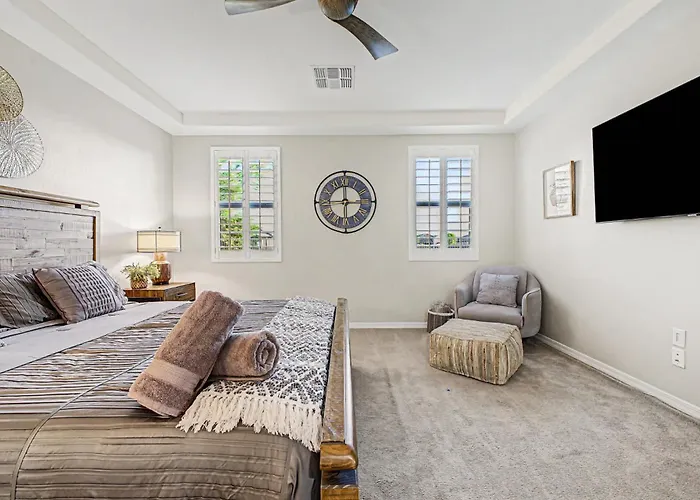 Holiday home 4br Near Westgate - Heated Pool Fire Pit & Bbq Glendale