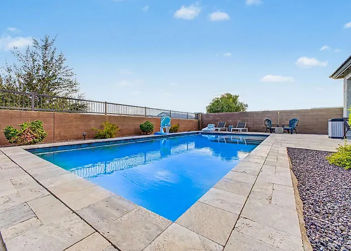 4br Near Westgate - Heated Pool Fire Pit & Bbq Holiday home *