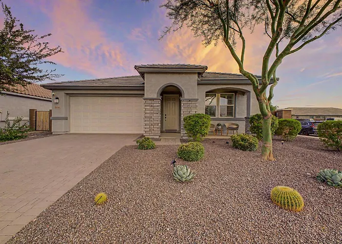 Holiday home 4br Near Westgate - Heated Pool Fire Pit & Bbq Glendale